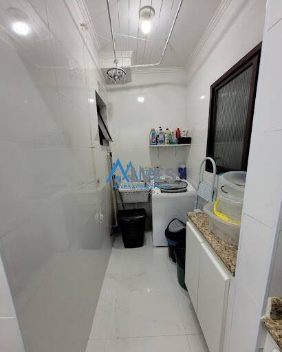 Apartamento à venda com 2 quartos, 74m² - Foto 27