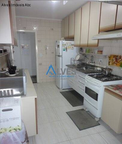 Apartamento à venda com 2 quartos, 64m² - Foto 9