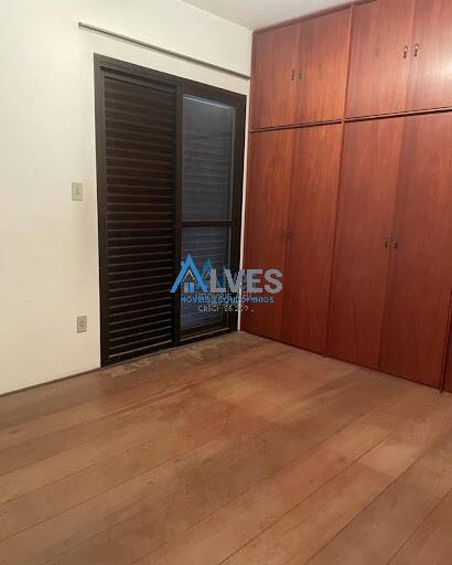 Apartamento à venda com 3 quartos, 120m² - Foto 7