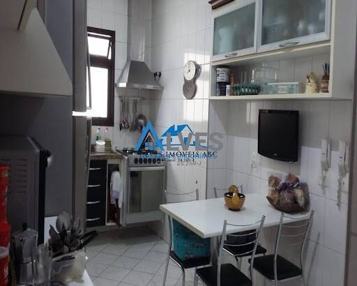 Apartamento à venda com 3 quartos, 130m² - Foto 9