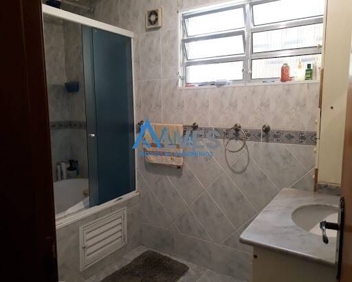 Casa à venda com 3 quartos, 235m² - Foto 25