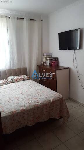 Apartamento à venda com 2 quartos, 64m² - Foto 7