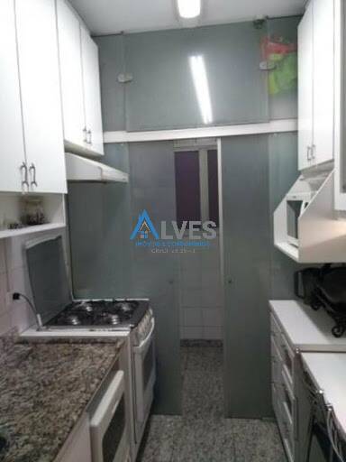 Apartamento à venda com 3 quartos, 79m² - Foto 7