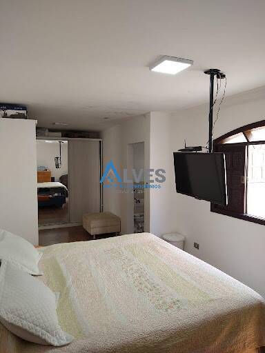 Casa à venda com 3 quartos, 400m² - Foto 5