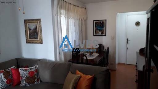 Apartamento à venda com 2 quartos, 70m² - Foto 12