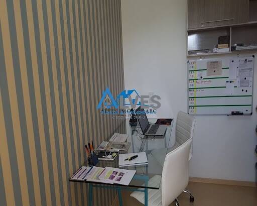 Apartamento à venda com 3 quartos, 135m² - Foto 21