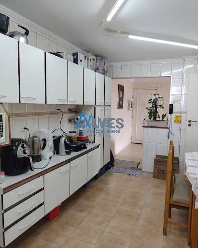 Apartamento à venda com 3 quartos, 120m² - Foto 11