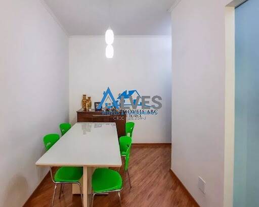 Apartamento à venda com 2 quartos, 67m² - Foto 25