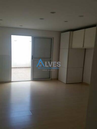 Apartamento à venda com 3 quartos, 121m² - Foto 8