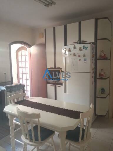 Casa à venda com 3 quartos, 125m² - Foto 23