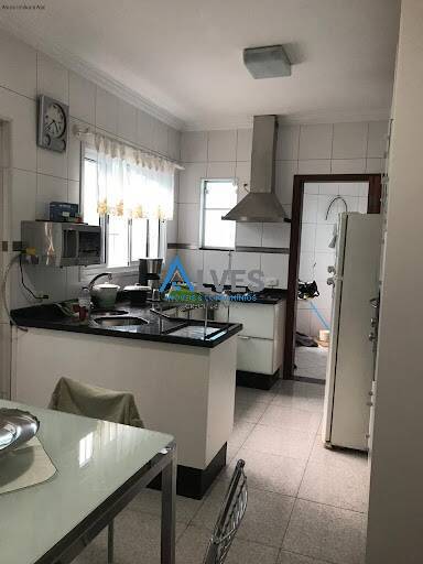 Sobrado à venda com 3 quartos, 202m² - Foto 19