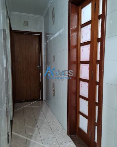 Apartamento à venda com 2 quartos, 60m² - Foto 11