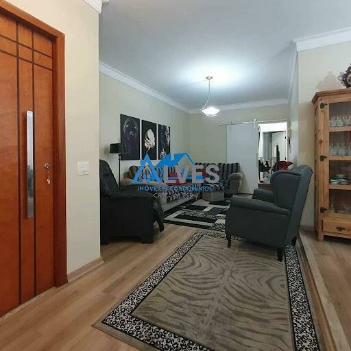 Apartamento à venda com 3 quartos, 145m² - Foto 8