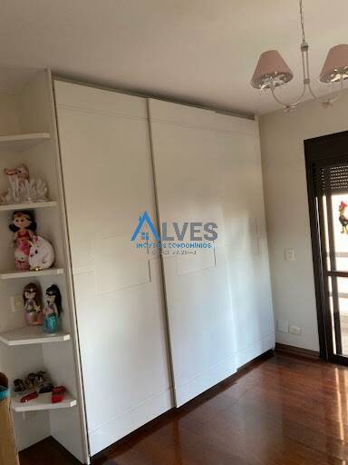 Apartamento à venda com 3 quartos, 209m² - Foto 26