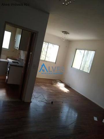 Apartamento à venda com 2 quartos, 96m² - Foto 2