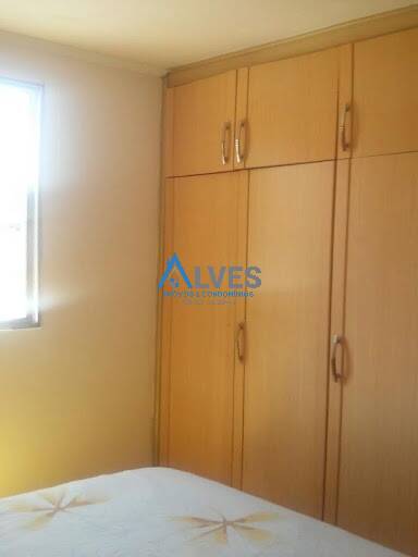 Apartamento à venda com 2 quartos, 49m² - Foto 2