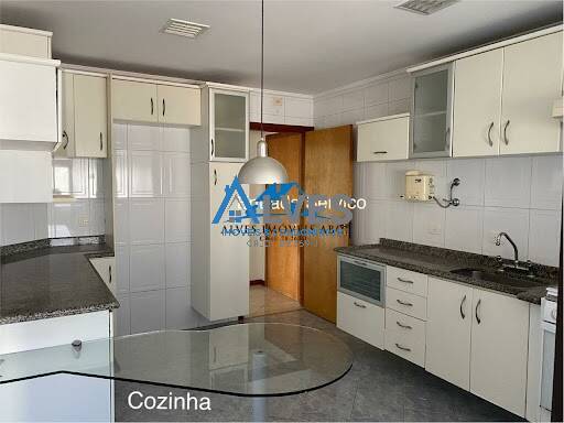 Apartamento à venda com 3 quartos, 140m² - Foto 30