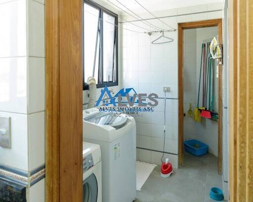 Apartamento à venda com 3 quartos, 135m² - Foto 31