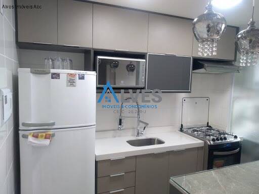 Apartamento à venda com 2 quartos, 40m² - Foto 12