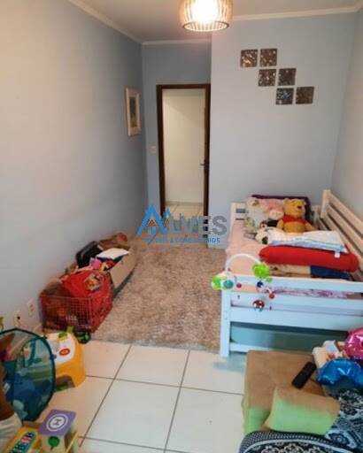 Sobrado à venda com 3 quartos, 180m² - Foto 2