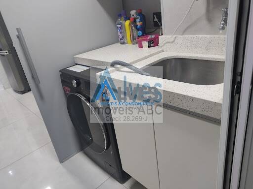 Apartamento à venda com 3 quartos, 94m² - Foto 2