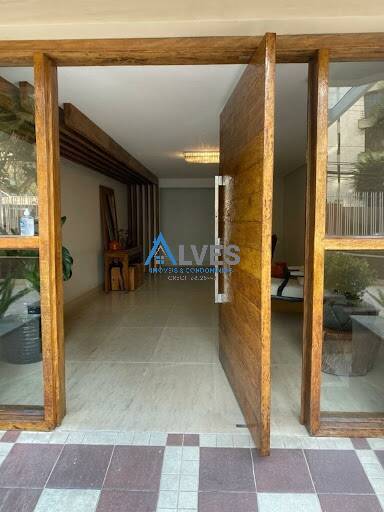 Apartamento à venda com 3 quartos, 209m² - Foto 36