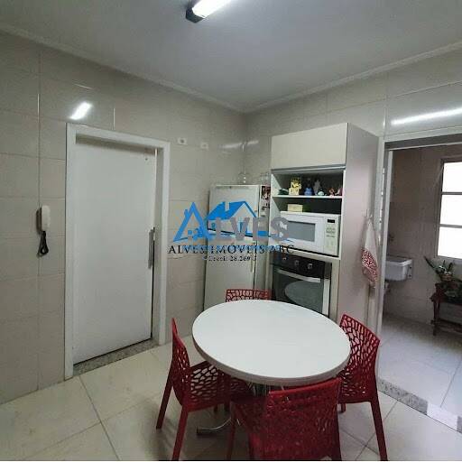 Apartamento à venda com 3 quartos, 145m² - Foto 4