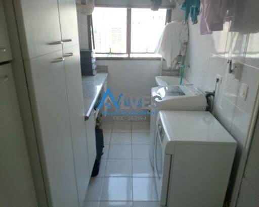 Apartamento à venda com 3 quartos, 161m² - Foto 3