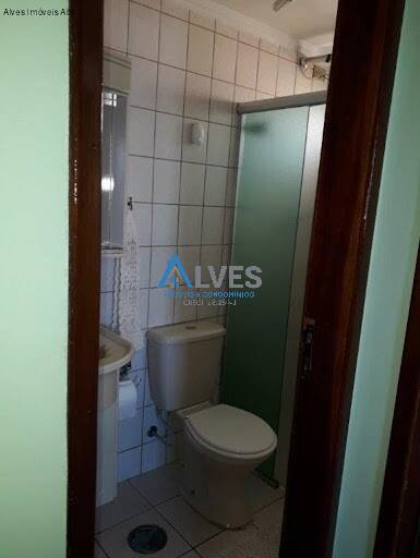 Apartamento à venda com 2 quartos, 78m² - Foto 2