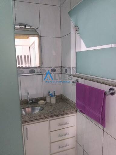 Sobrado à venda com 4 quartos, 300m² - Foto 15