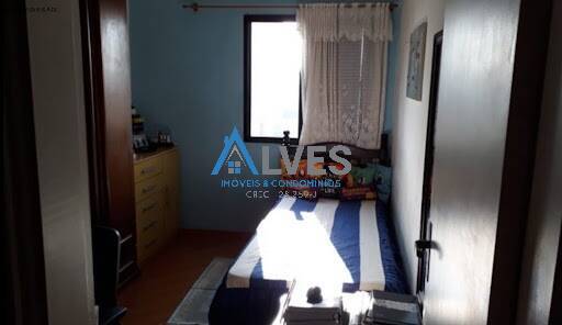 Apartamento à venda com 2 quartos, 70m² - Foto 5