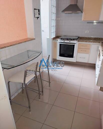 Apartamento à venda com 2 quartos, 55m² - Foto 2