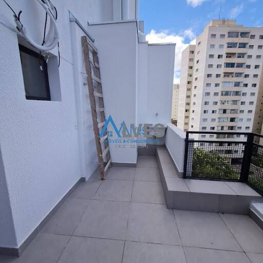 Apartamento à venda com 2 quartos, 119m² - Foto 2