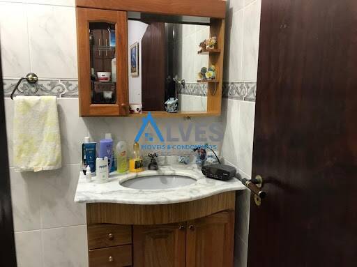 Sobrado à venda com 3 quartos, 171m² - Foto 2