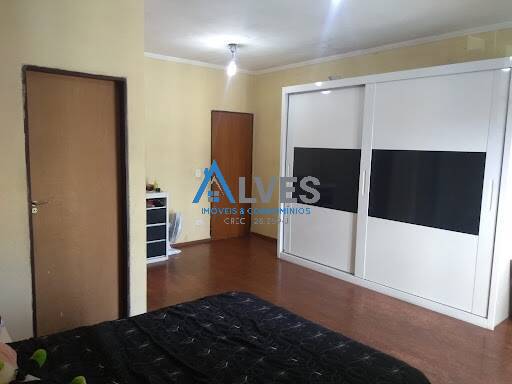 Sobrado à venda com 3 quartos, 335m² - Foto 34