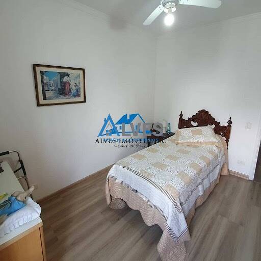 Apartamento à venda com 3 quartos, 145m² - Foto 2