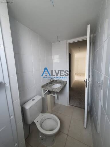 Apartamento à venda com 2 quartos, 53m² - Foto 2