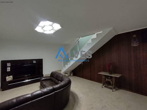 Sobrado à venda com 3 quartos, 153m² - Foto 2