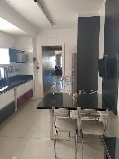 Apartamento à venda com 3 quartos, 106m² - Foto 15