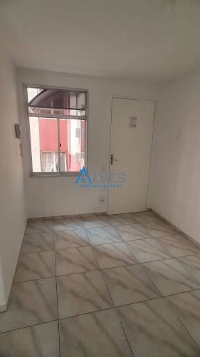 Apartamento para alugar com 2 quartos, 50m² - Foto 14