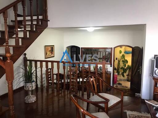 Sobrado à venda com 3 quartos, 171m² - Foto 15