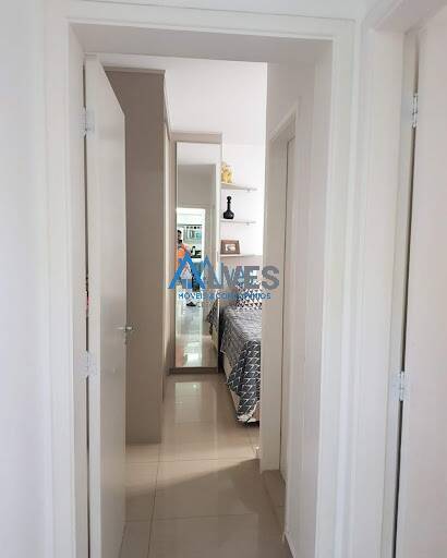 Apartamento à venda com 2 quartos, 65m² - Foto 15