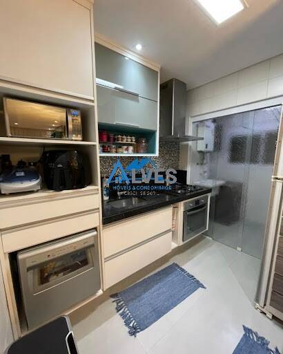 Apartamento à venda com 3 quartos, 73m² - Foto 35