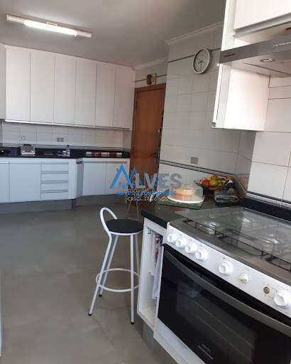 Apartamento à venda com 3 quartos, 135m² - Foto 50