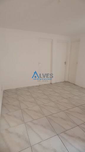 Apartamento para alugar com 2 quartos, 50m² - Foto 2