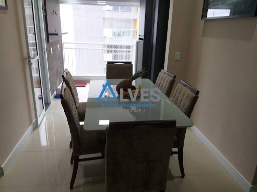 Apartamento à venda com 2 quartos, 70m² - Foto 18