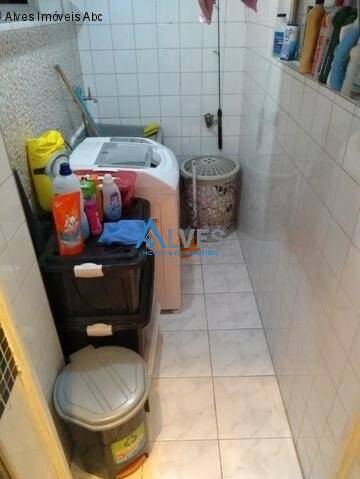 Apartamento à venda com 2 quartos, 65m² - Foto 18