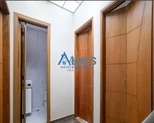 Casa à venda com 3 quartos, 200m² - Foto 5