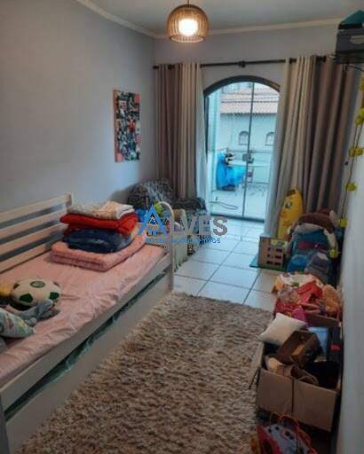 Sobrado à venda com 3 quartos, 180m² - Foto 9