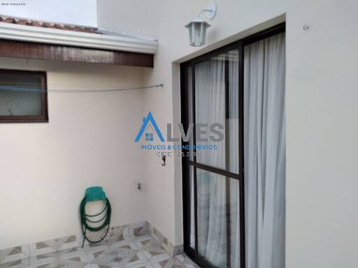 Apartamento à venda com 3 quartos, 180m² - Foto 8